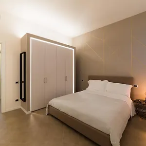 https://dv-garda-suite.it-lombardy.com